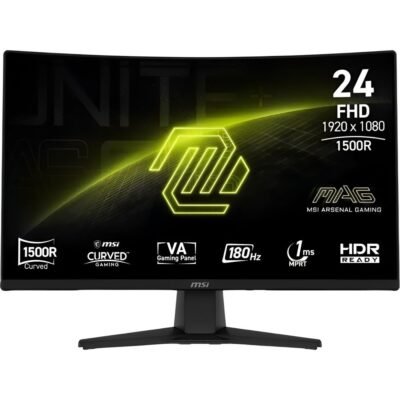 Monitor gamer curvo MSI MAG 242C de 24 pulgadas encendido mostrando un fondo de pantalla con especificaciones del producto.